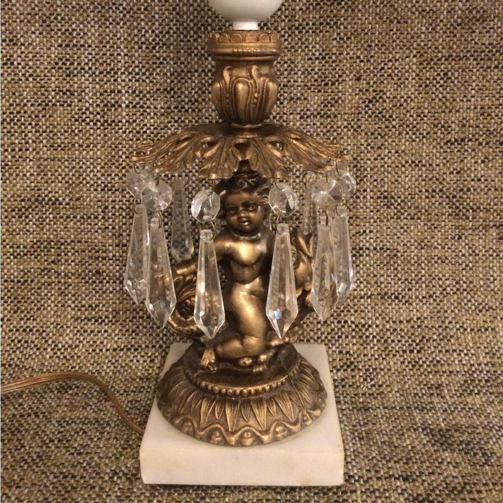 Antique - Elegant Antique Gold Cherub Table Lamp